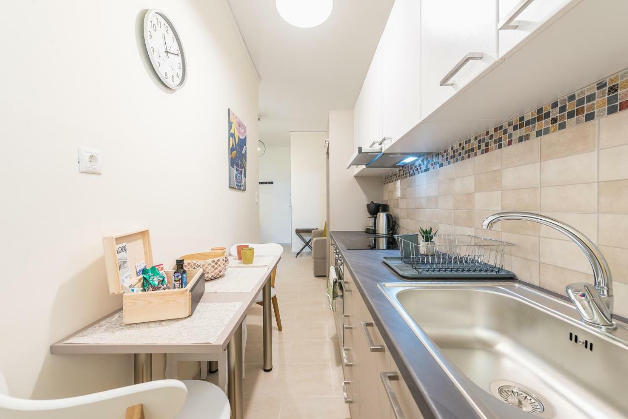 Stylish Kerameikos Apartment By Cloudkeys Athens Ngoại thất bức ảnh